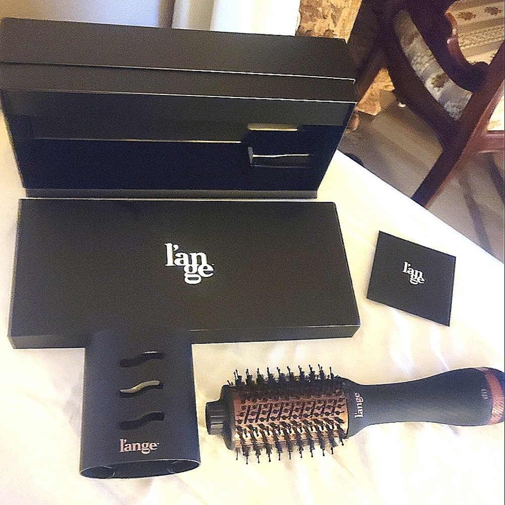 L'ANGE BRUSH DRYER